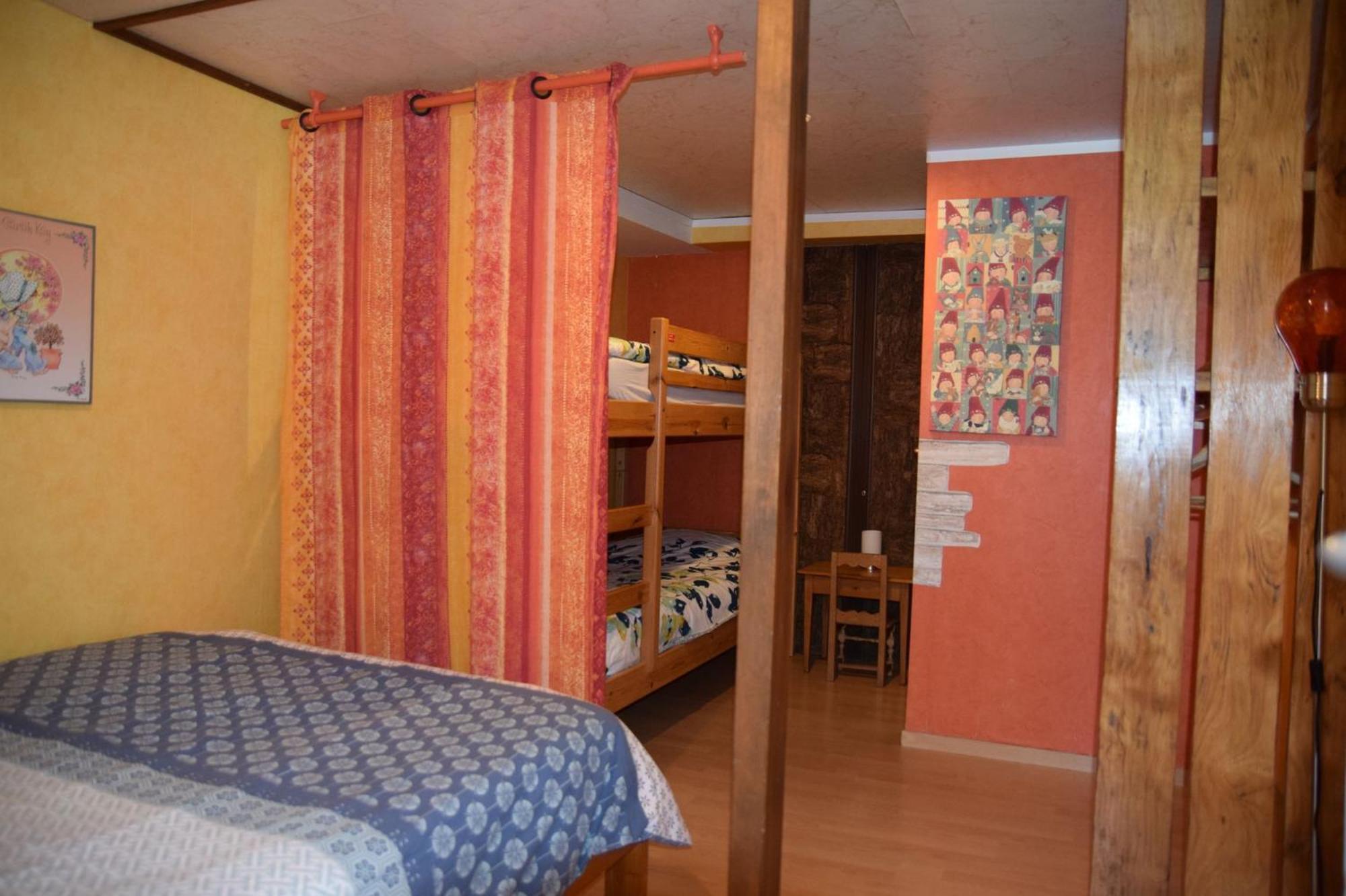 Vacance Conviviales Dans Les Vosges 8 Gites Ban-de-Sapt Habitación foto